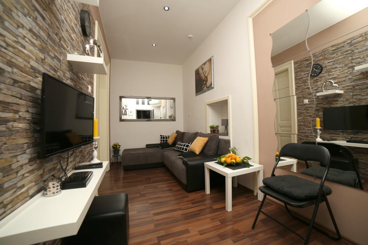 Subcastrum Apartments Пула Экстерьер фото
